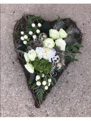 Gul tætbundet sæsonbuket – friske blomster hos Fru P
