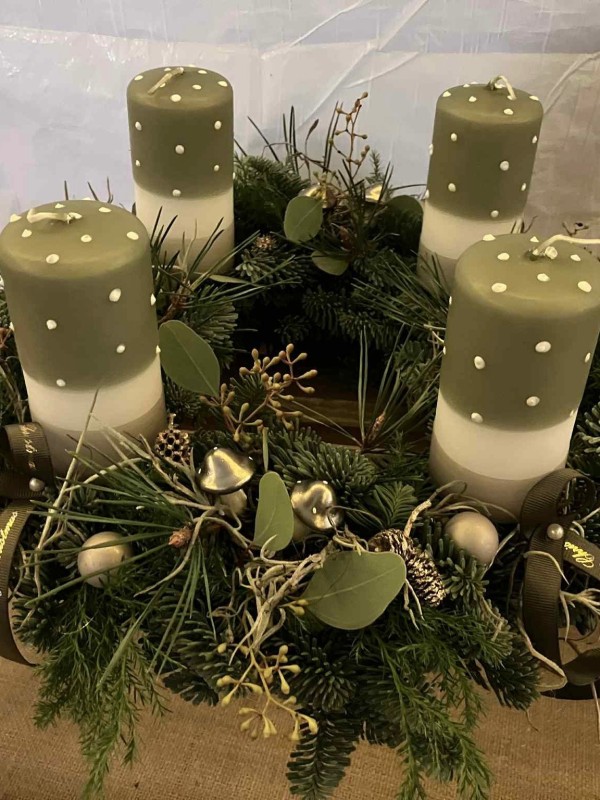 Adventskrans med hånddyppede bloklys - grøn