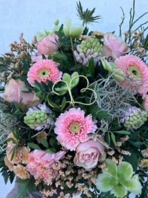 Romantisk buket i lyserøde toner